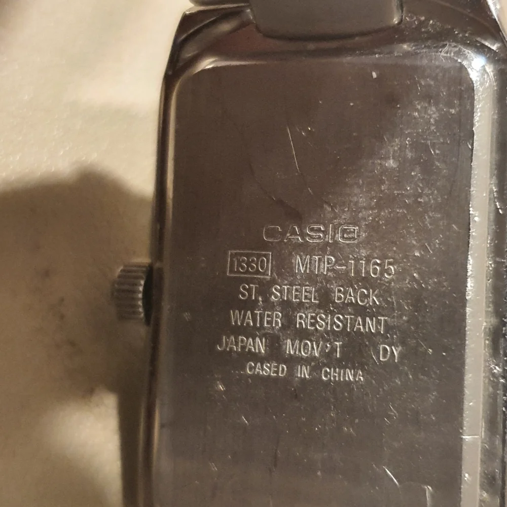 10/$20 Casio MTP-1165 Silver/Black Stainless Steel Men's Watch - Picture 4 of 4